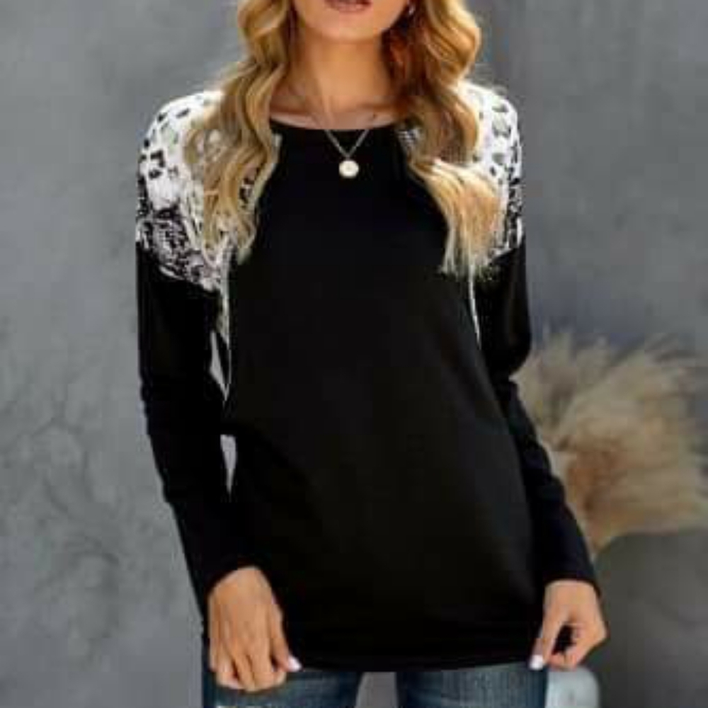 Snake print shoulder top